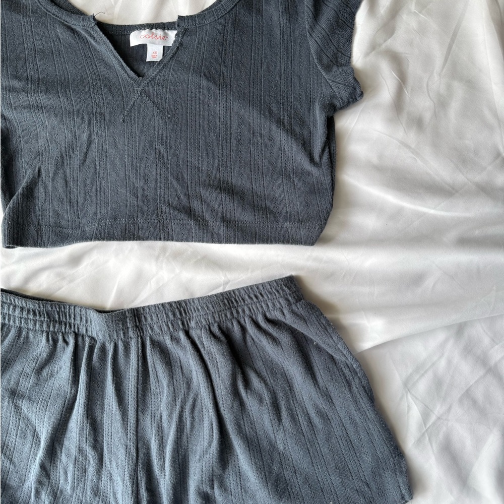 Colsie • Ribbed Two-Piece Cropped Pajama Set - Picture 2 of 6